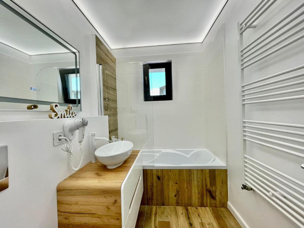 Residence Odaile #1 Otopeni Exterior foto